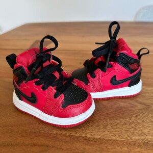 Infant Nike Jordan 1 Mid
